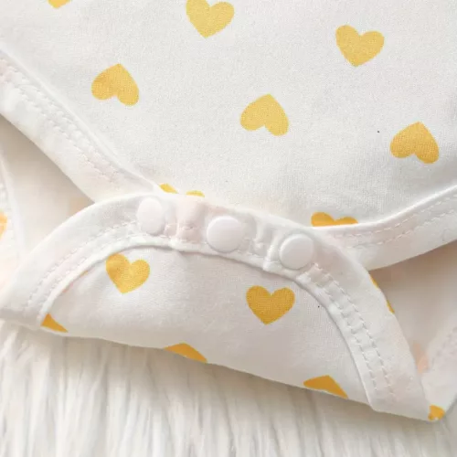 Ensemble 3 pièces bébé fille – barboteuse cœur, salopette velours, bandeau assorti