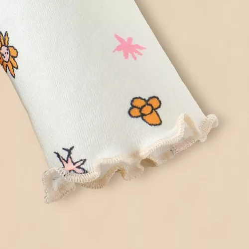 Ensemble bébé fille 2 pièces – haut floral manches longues et salopette en jean