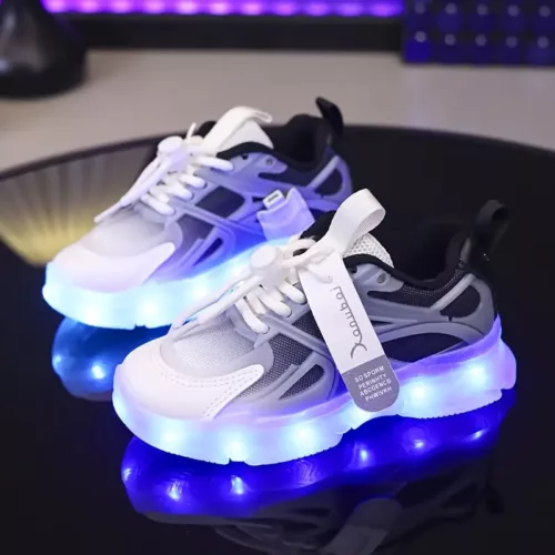 Baskets enfant à LED lumineuses – rechargeables et effet phosphorescent